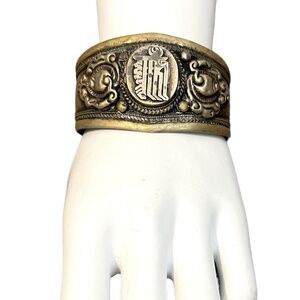 VINTAGE HAND CRAFTED SILVER‎ CUFF BRACELET